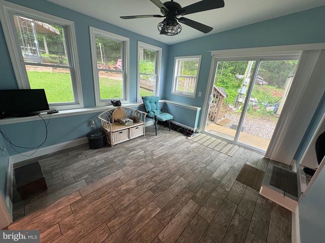 505 WAGO ROAD, Mount Wolf, PA 17347