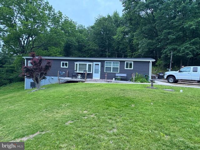 505 WAGO ROAD, Mount Wolf, PA 17347