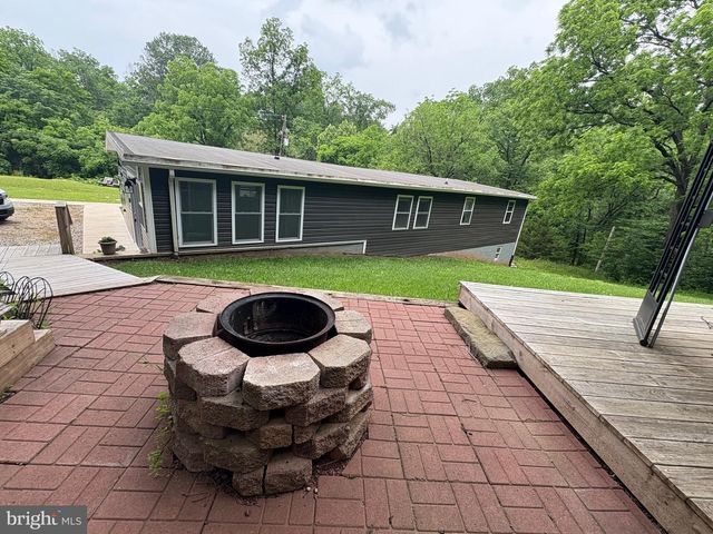505 WAGO ROAD, Mount Wolf, PA 17347