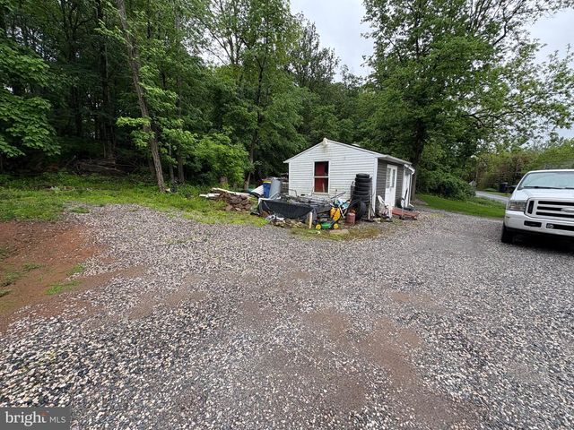 505 WAGO ROAD, Mount Wolf, PA 17347