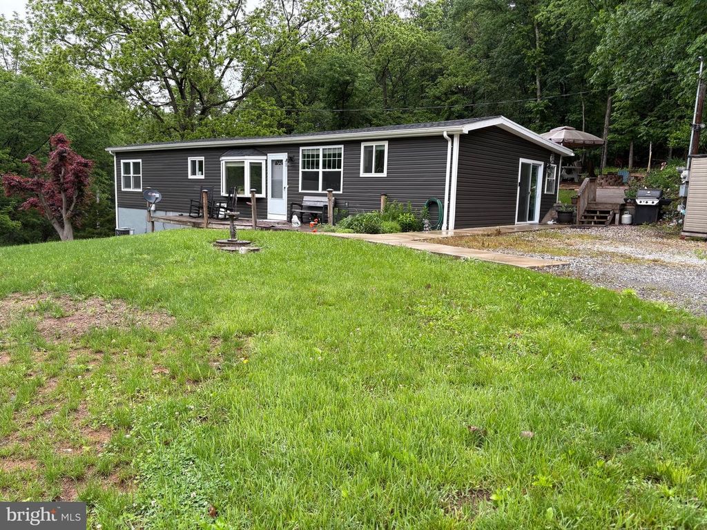 505 WAGO ROAD, Mount Wolf, PA 17347