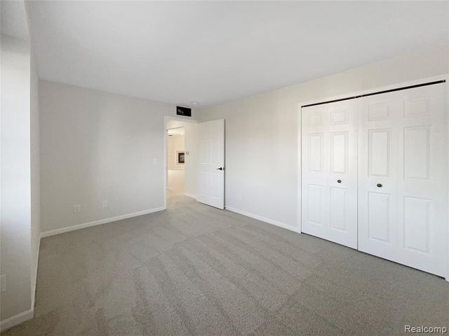 14622 Moravian Manor Circle, Sterling Heights, MI 48312