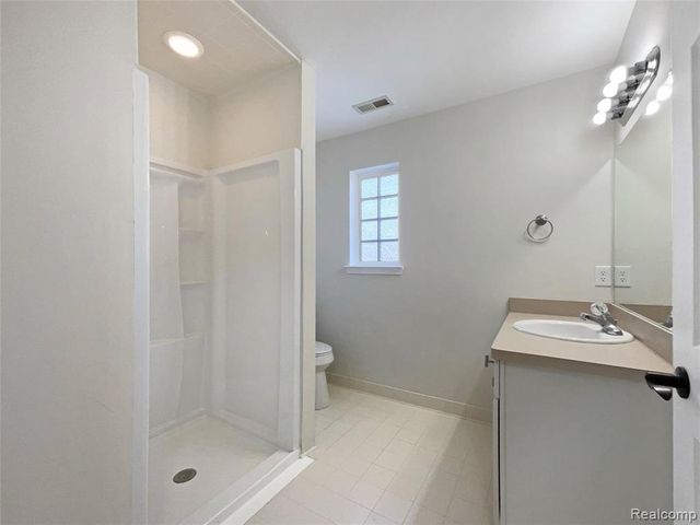 14622 Moravian Manor Circle, Sterling Heights, MI 48312