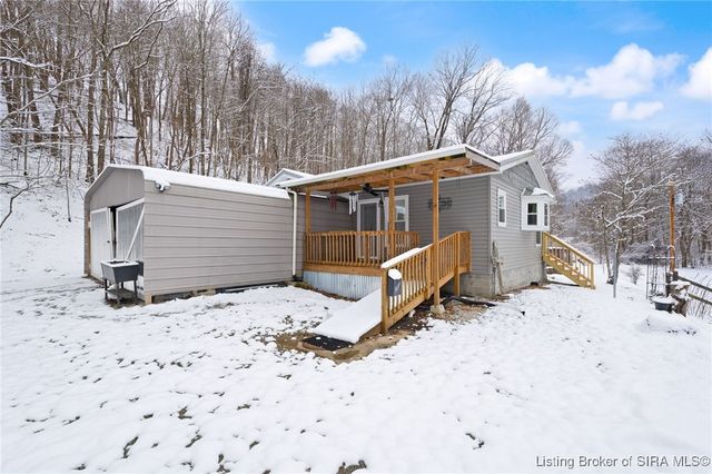 5453 E McCarthy Knob Road, New Albany, IN 47150