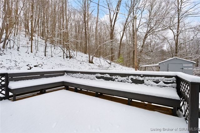 5453 E McCarthy Knob Road, New Albany, IN 47150