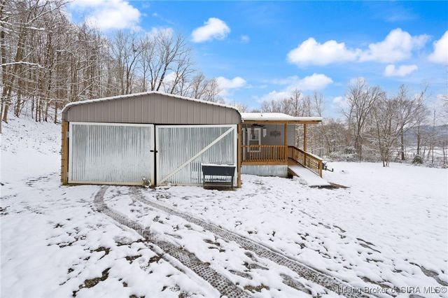 5453 E McCarthy Knob Road, New Albany, IN 47150