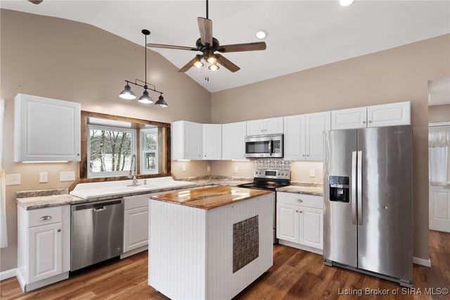 5453 E McCarthy Knob Road, New Albany, IN 47150