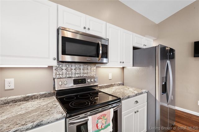 5453 E McCarthy Knob Road, New Albany, IN 47150