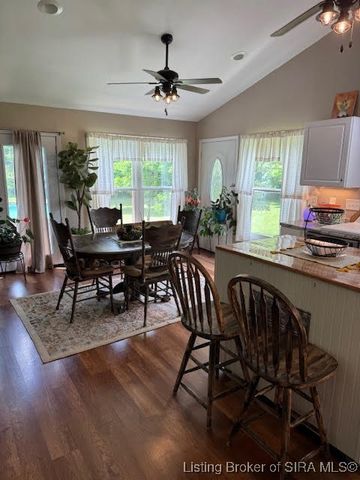 5453 E McCarthy Knob Road, New Albany, IN 47150