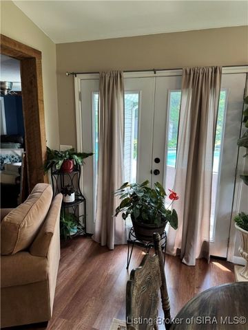 5453 E McCarthy Knob Road, New Albany, IN 47150