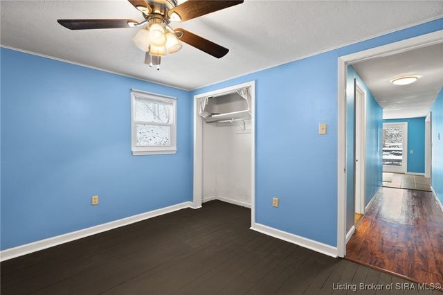 5453 E McCarthy Knob Road, New Albany, IN 47150