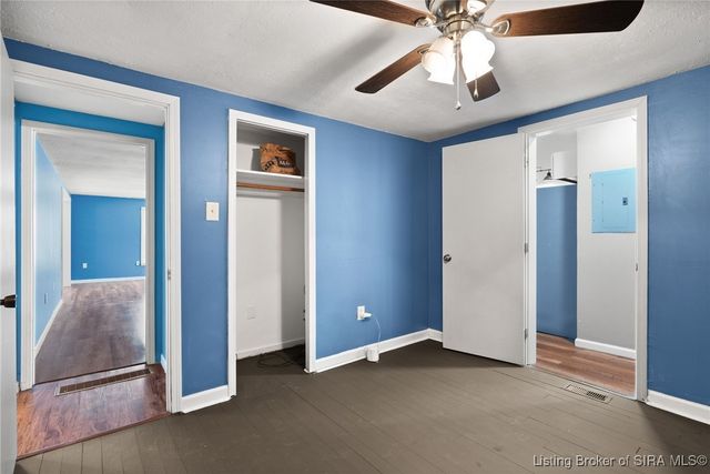 5453 E McCarthy Knob Road, New Albany, IN 47150