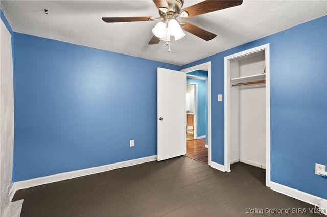 5453 E McCarthy Knob Road, New Albany, IN 47150