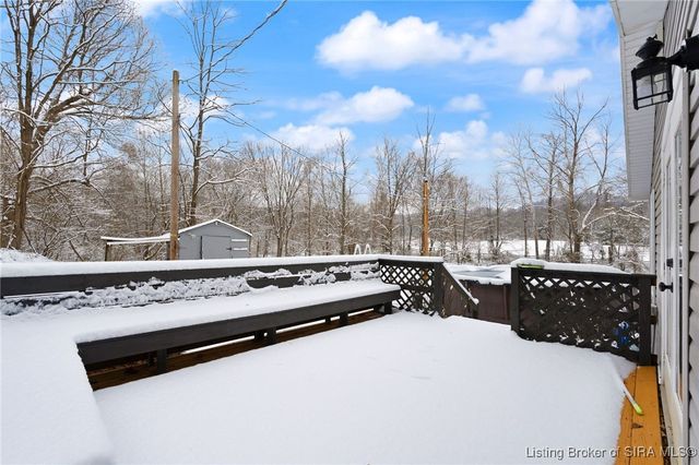 5453 E McCarthy Knob Road, New Albany, IN 47150