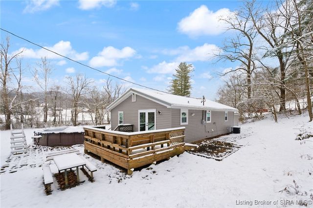 5453 E McCarthy Knob Road, New Albany, IN 47150