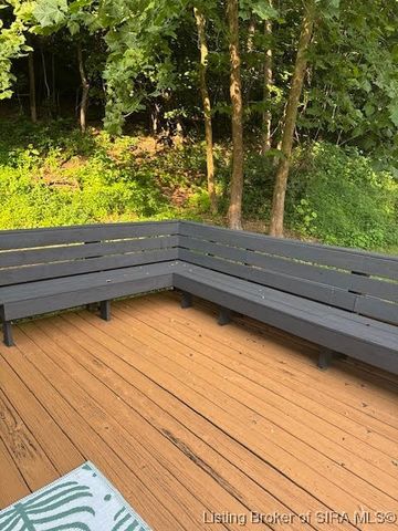 5453 E McCarthy Knob Road, New Albany, IN 47150