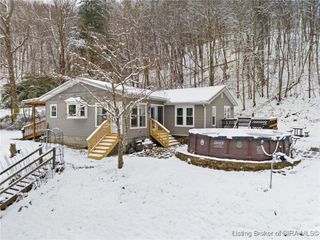 5453 E McCarthy Knob Road, New Albany, IN 47150