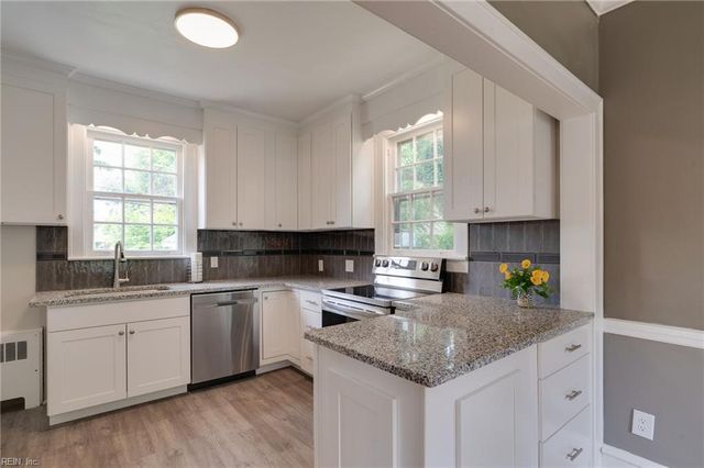 6901 Huntington AVE, Newport News, VA 23607