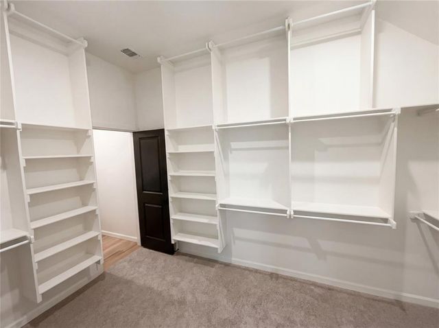 5509 Carmel Creek Drive, Mustang, OK 73064