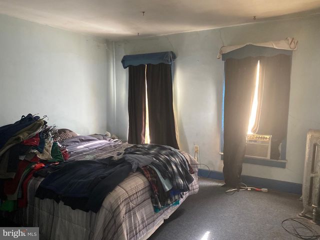 411 W SPRUCE ST, Mahanoy City, PA 17948