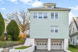 42 Crestview Street, New Rochelle, NY 10801
