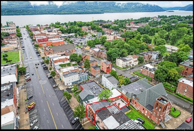 185 Broadway 102, Newburgh, NY 12550