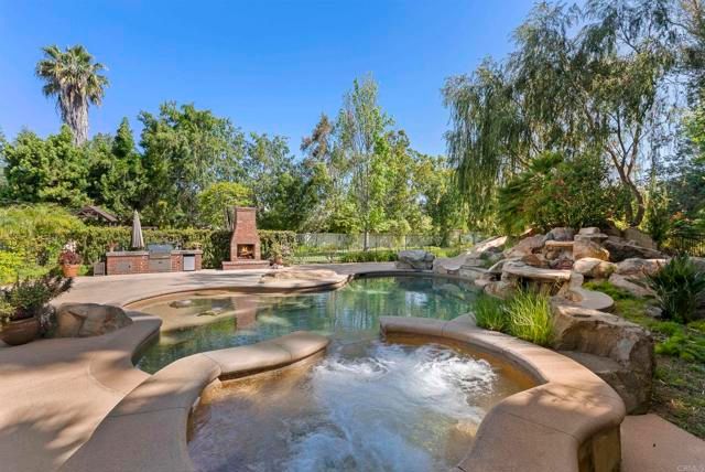 16631 Valle Verde Rd, Poway, CA 92064