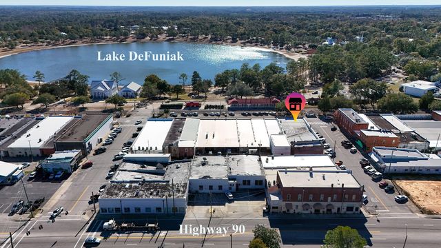 782 Baldwin Avenue, Defuniak Springs, FL 32435