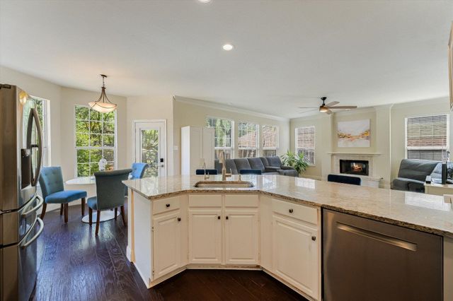 6804 Rain Creek PKWY, Austin, TX 78759