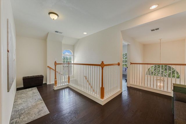 6804 Rain Creek PKWY, Austin, TX 78759