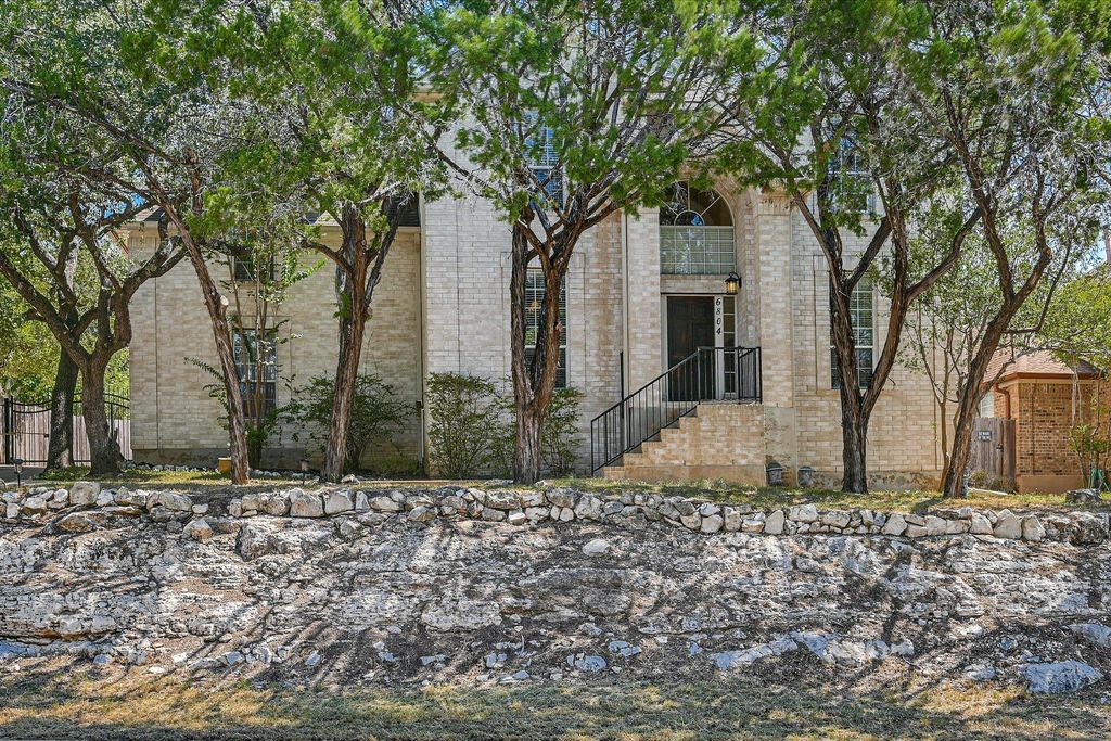 6804 Rain Creek PKWY, Austin, TX 78759