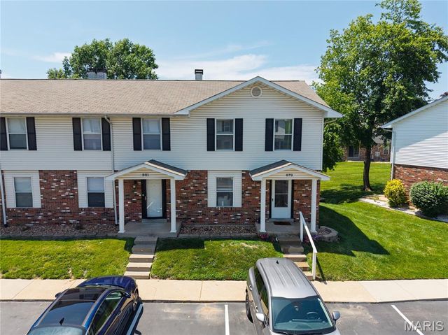 2280 Highland Hill Drive, St Peters, MO 63376