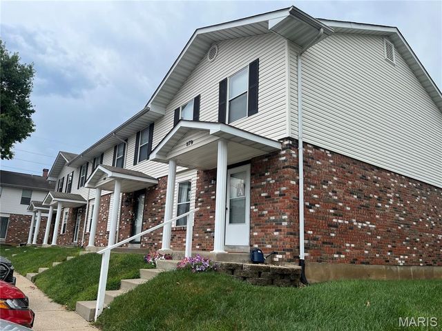 2280 Highland Hill Drive, St Peters, MO 63376