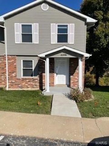 2280 Highland Hill Drive, St Peters, MO 63376