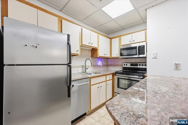 279 Clark Street A15, Hackensack, NJ 07601