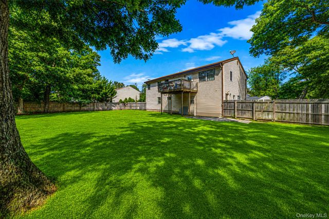 452 Ocean Avenue, Central Islip, NY 11722
