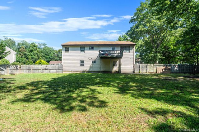 452 Ocean Avenue, Central Islip, NY 11722