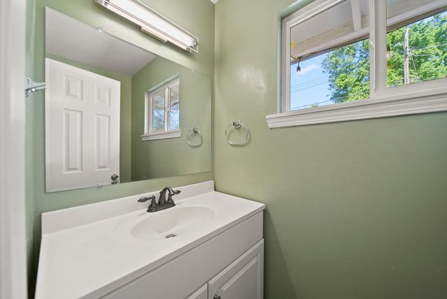 6940 Gillingham Way, North Highlands, CA 95660