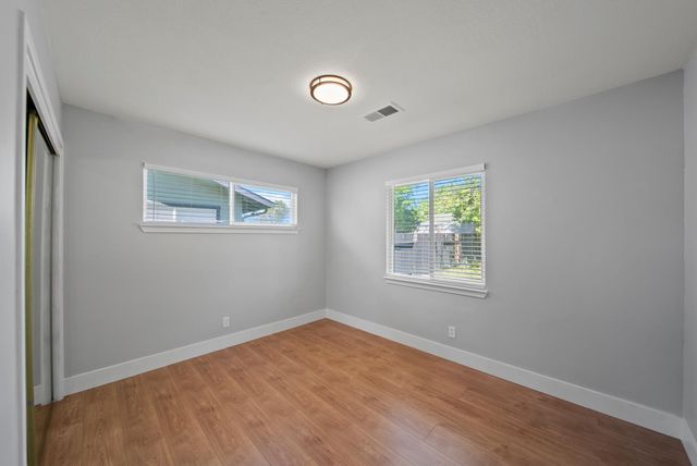 6940 Gillingham Way, North Highlands, CA 95660