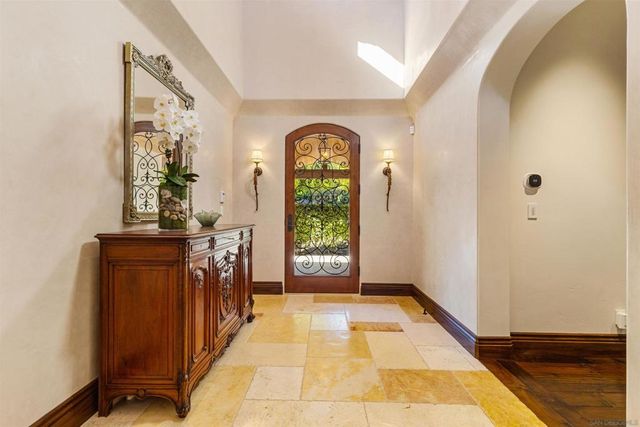 6871 Las Colinas, Rancho Santa Fe, CA 92067