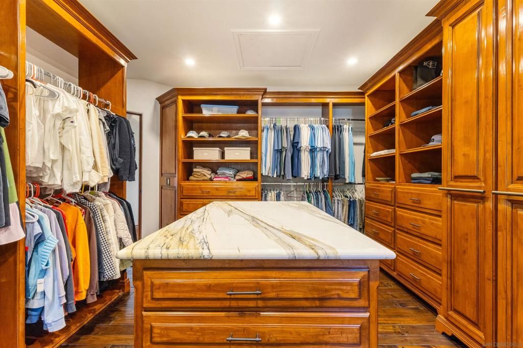 Image 42 of property listing at 6871 Las Colinas, Rancho Santa Fe, CA 92067