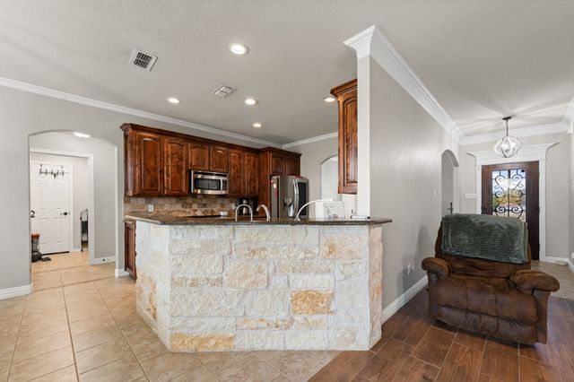 8121 Apollo Drive, Joshua, TX 76058