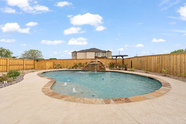 8121 Apollo Drive, Joshua, TX 76058