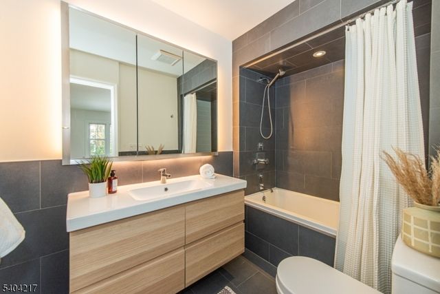 9 Windermere Rd, Montclair Twp., NJ 07043