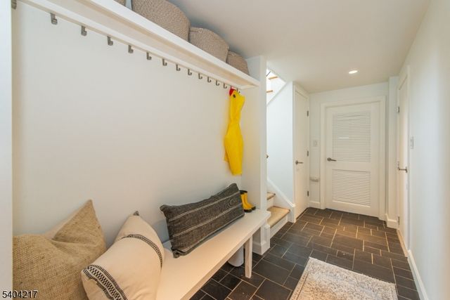 9 Windermere Rd, Montclair Twp., NJ 07043