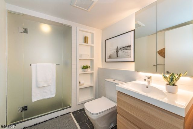 9 Windermere Rd, Montclair Twp., NJ 07043