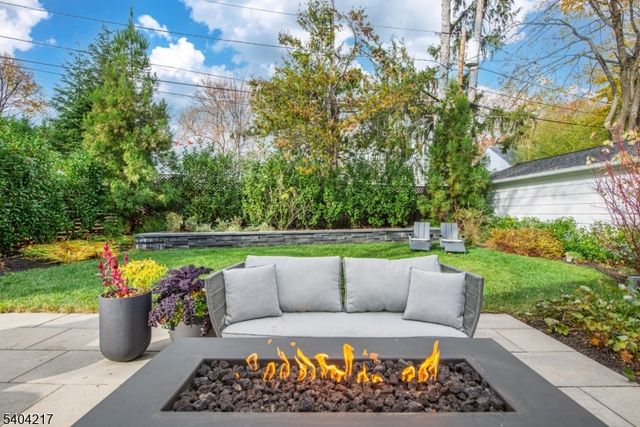 9 Windermere Rd, Montclair Twp., NJ 07043