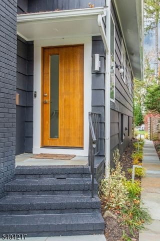 9 Windermere Rd, Montclair Twp., NJ 07043