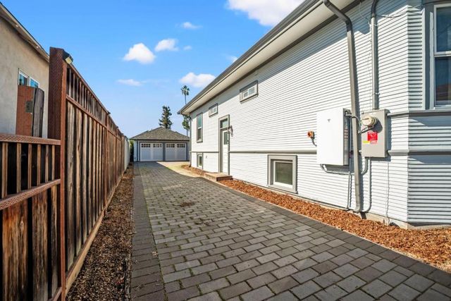 731 Locust Street, San Jose, CA 95110