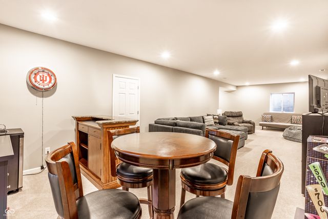 6106 Pebblebrooke Road, Whitestown, IN 46075